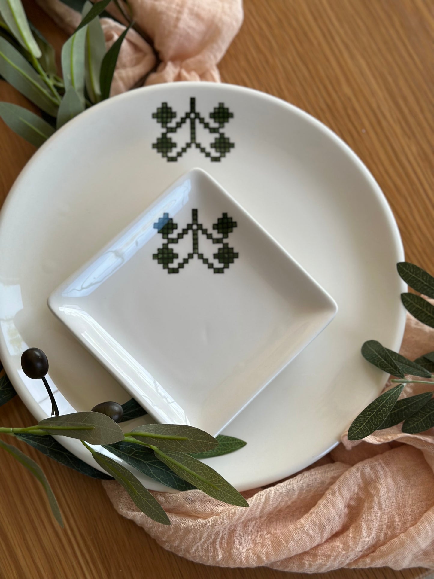 Stitched In Stone Square Plate