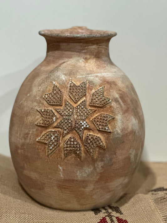 Brown Heritage Vase: Star Motif
